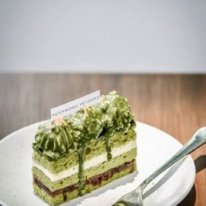velvety-matcha-tart-a-symphony-of-elegance